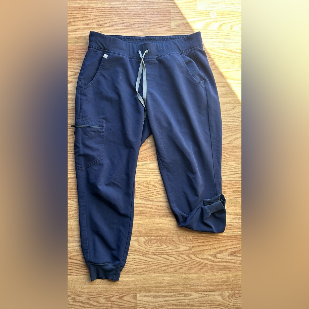 Figs Zamora Women's Navy Blue Jogger Scrub Pants See Measurements